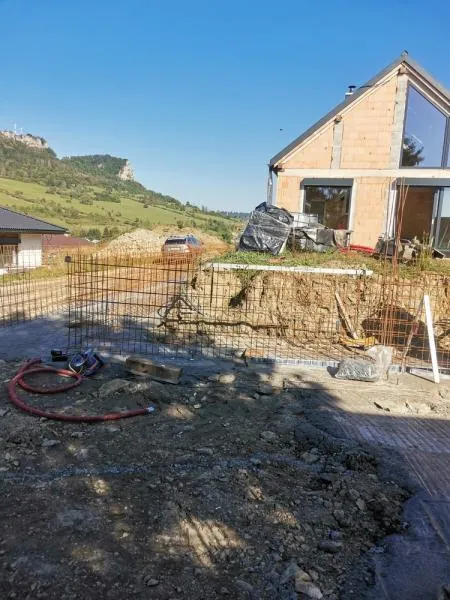 Oporný múr garáž Vyšný Kubín — foto 2