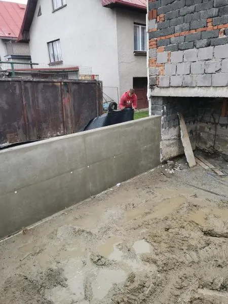 Oporný múr Tvrdošín — foto 5