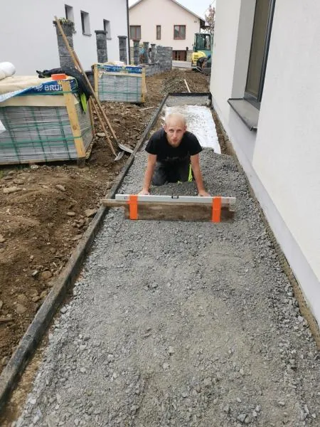 Úprava dvora Vavrečka — foto 8