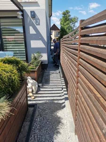Úprava dvora Vavrečka — foto 9